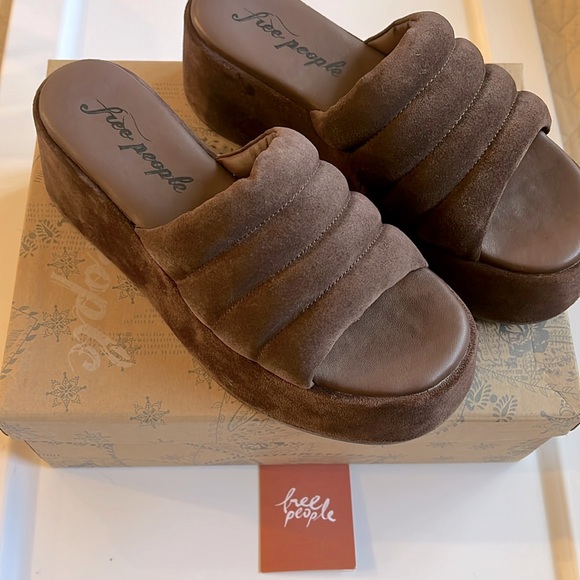 Free People Almost Paradise Platform Sandal in Sunbaked Brown Suede Slide New - Picture 7 of 9